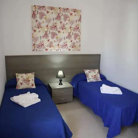 Oasi Guzzetta Hotel&case Vacanze בית הארחה