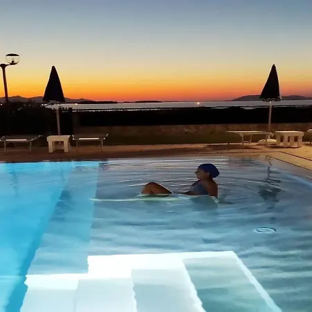 Oasi Guzzetta Hotel&case Vacanze 4*