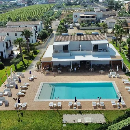 Guest house Oasi Guzzetta Hotel&case Vacanze Marsala