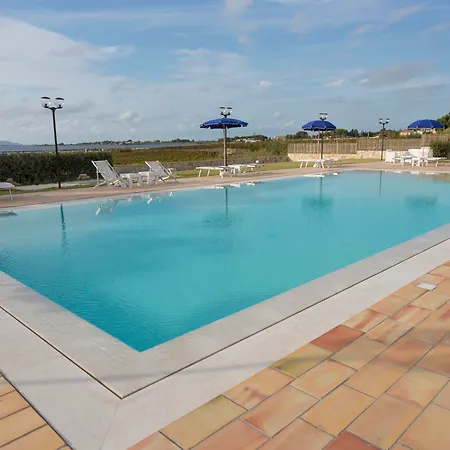 Oasi Guzzetta Hotel&case Vacanze 4*