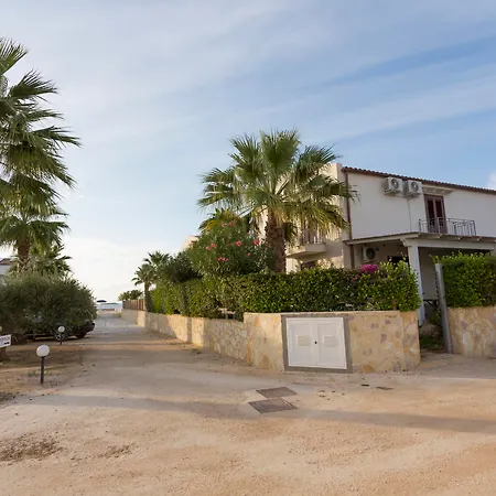 Oasi Guzzetta Hotel&case Vacanze 4* Marsala