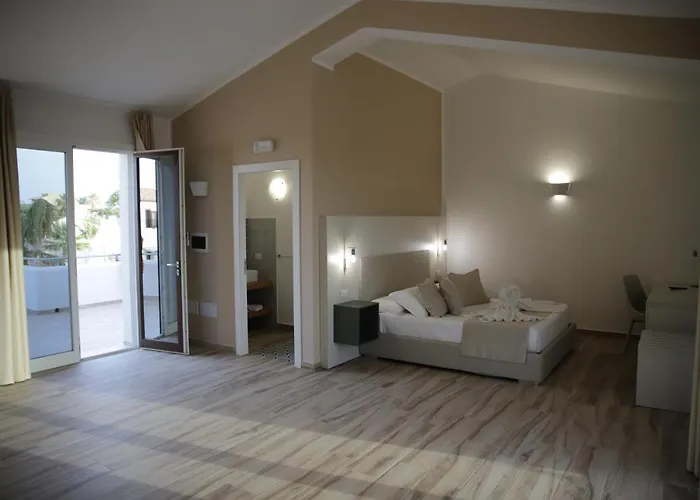 Oasi Guzzetta Hotel&case Vacanze 4* Marsala