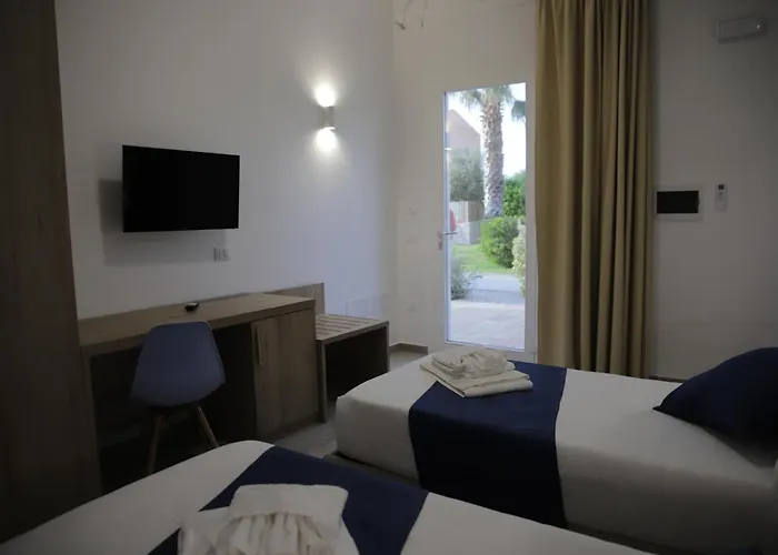 Maison d'hôtes Oasi Guzzetta Hotel&case Vacanze 4*