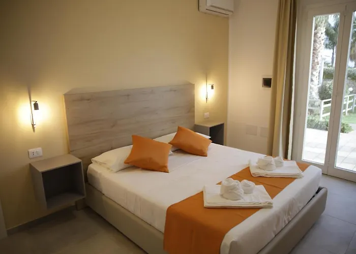 Oasi Guzzetta Hotel&case Vacanze 4*